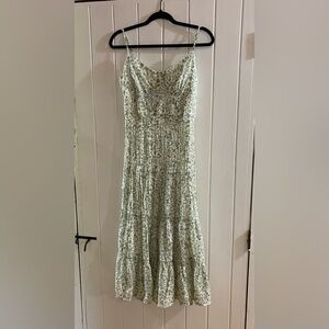 Trixxi Green Floral Midi Dress